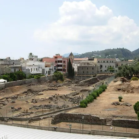 Eolia Oda ve Kahvaltı Lipari (Isola Lipari)