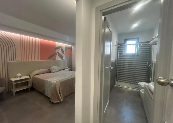 Eolia Nocleg ze śniadaniem 4*