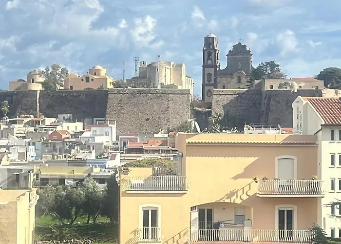 Eolia Nocleg ze śniadaniem 4*