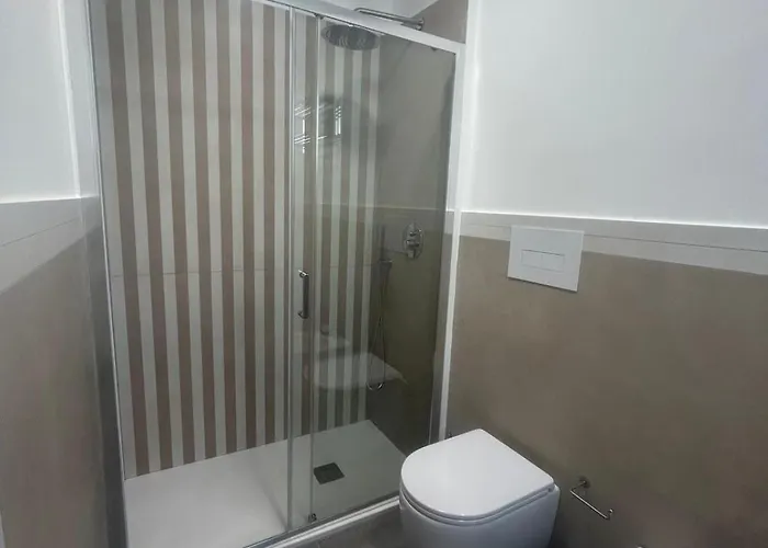 Eolia Nocleg ze śniadaniem 4*