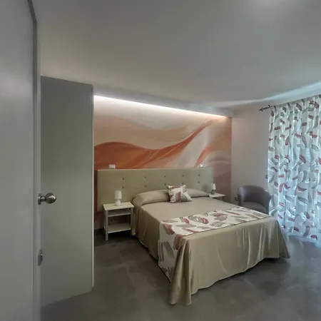 לינה וארוחת בוקר Eolia ליפארי