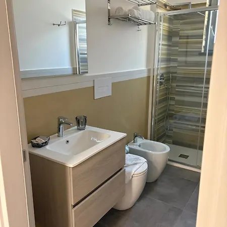 Eolia לינה וארוחת בוקר