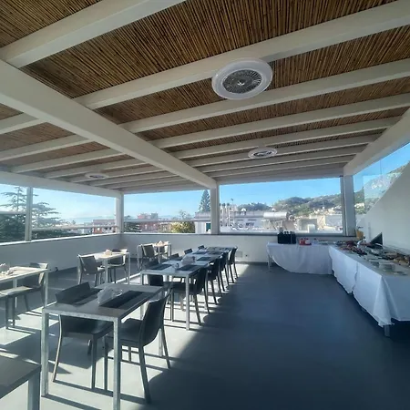 Eolia Bed & Breakfast 4*